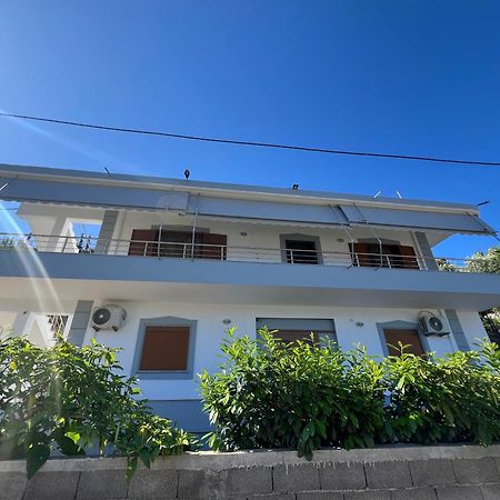 Amar Apartments Sarandë Buitenkant foto