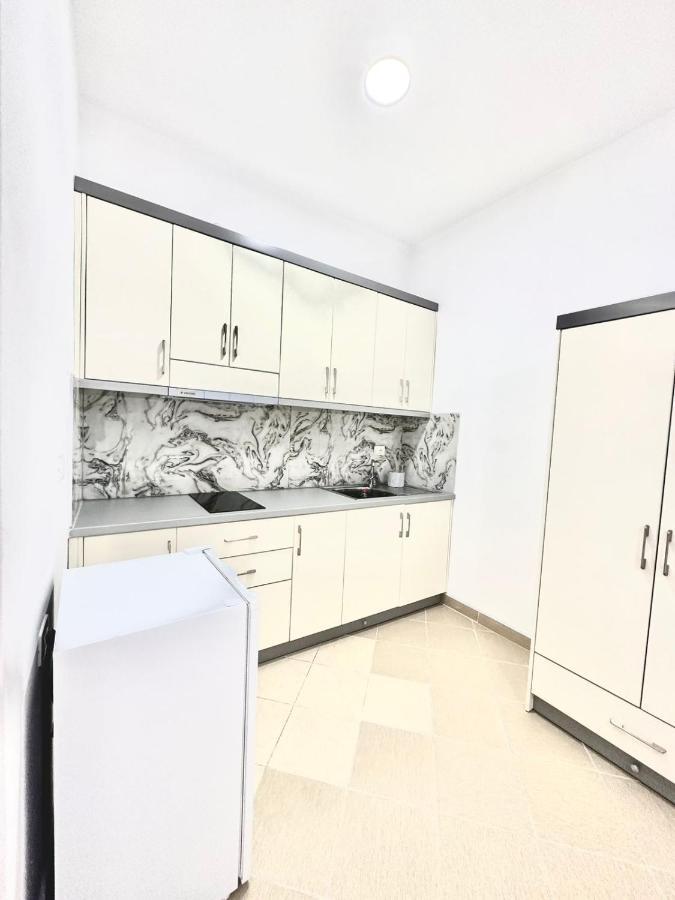 Amar Apartments Sarandë Buitenkant foto