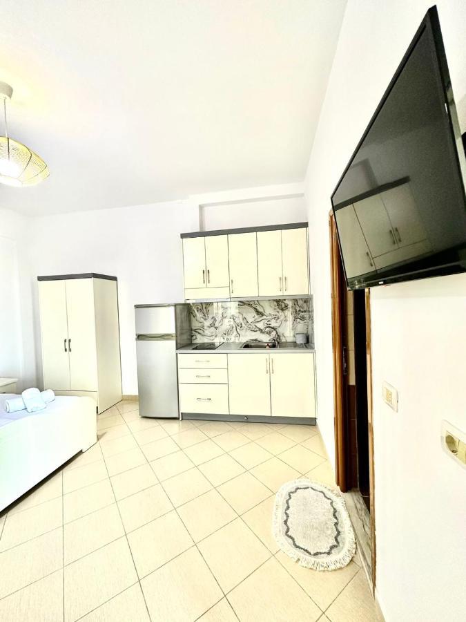 Amar Apartments Sarandë Buitenkant foto