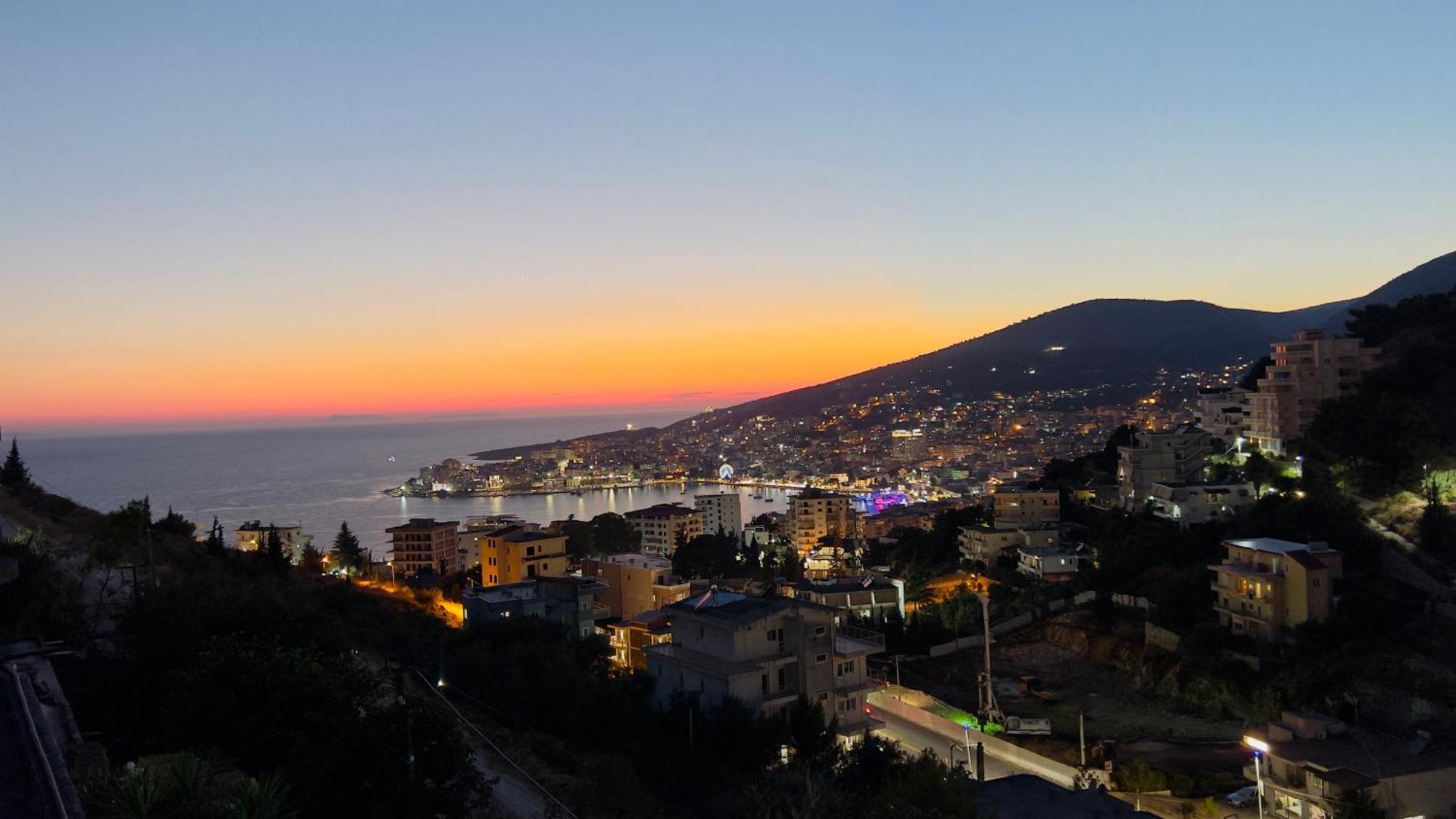 Amar Apartments Sarandë Buitenkant foto