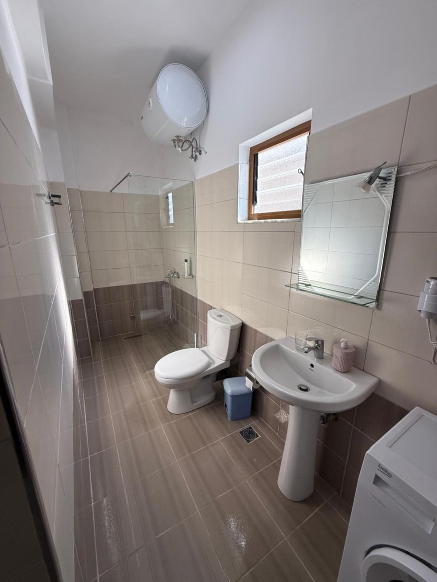 Amar Apartments Sarandë Buitenkant foto