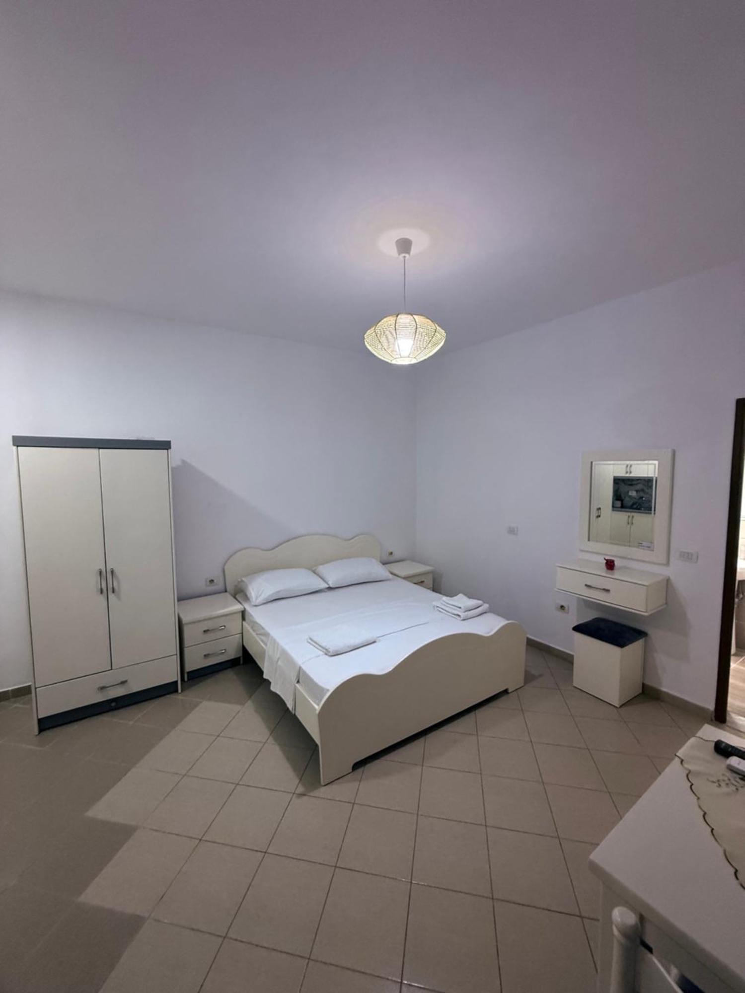 Amar Apartments Sarandë Buitenkant foto