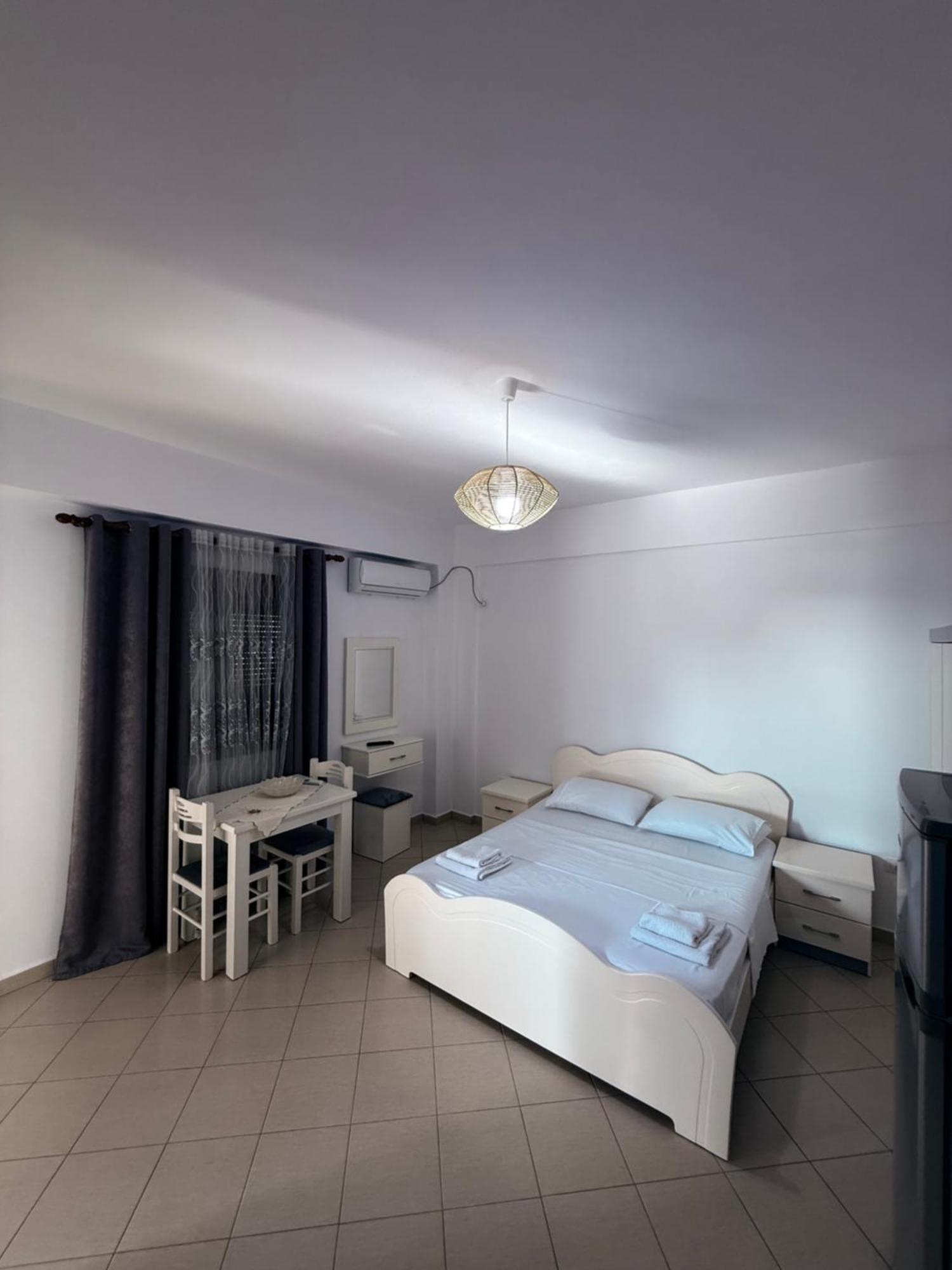 Amar Apartments Sarandë Buitenkant foto