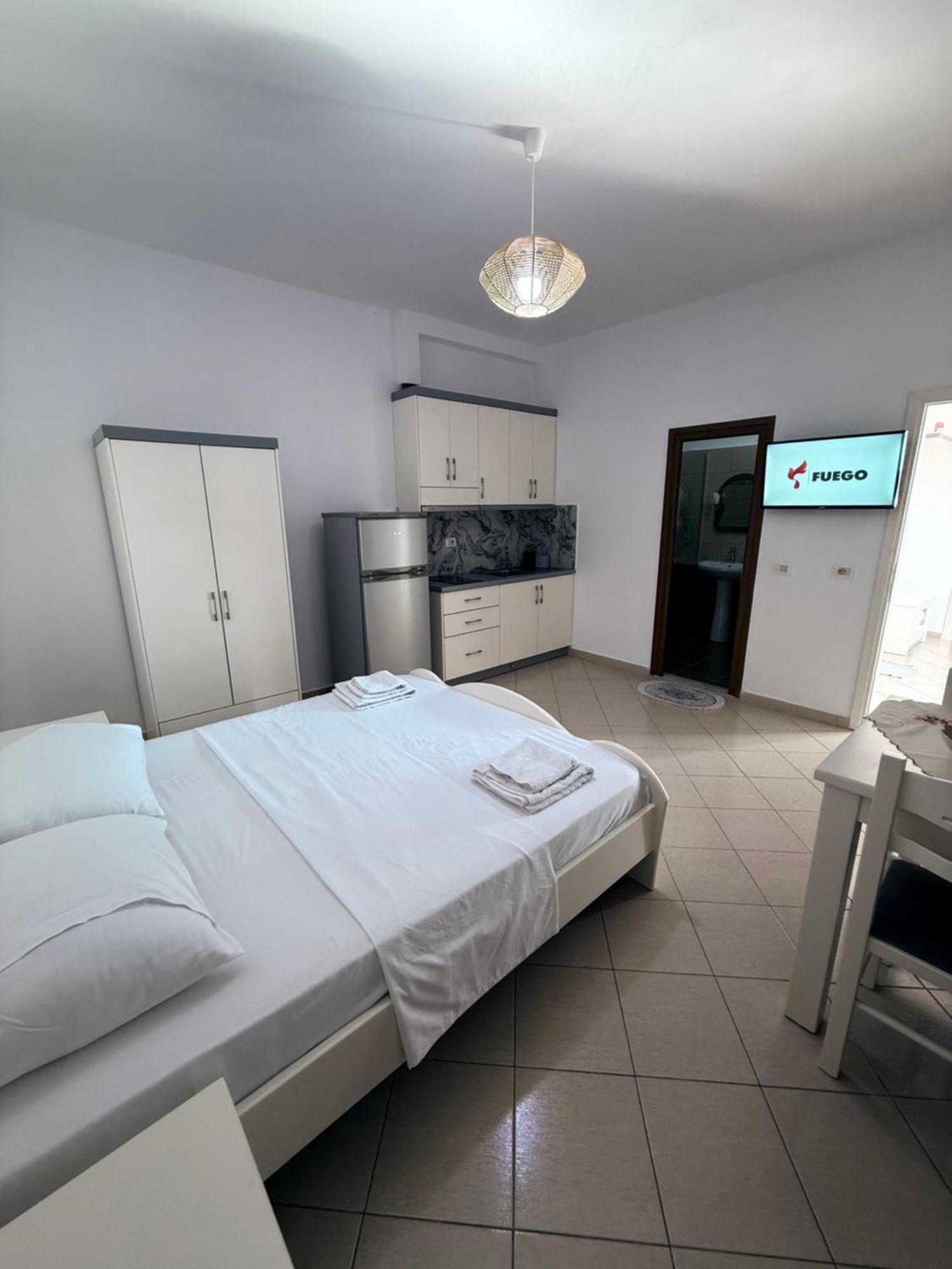 Amar Apartments Sarandë Buitenkant foto